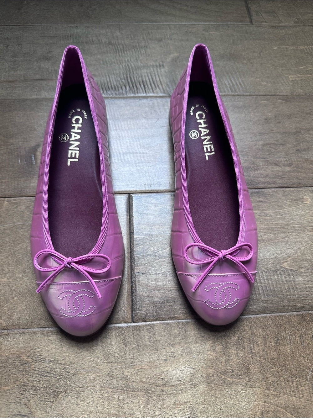 Chanel NEW Pink Iridescent Croc Ballet Flats 38.5